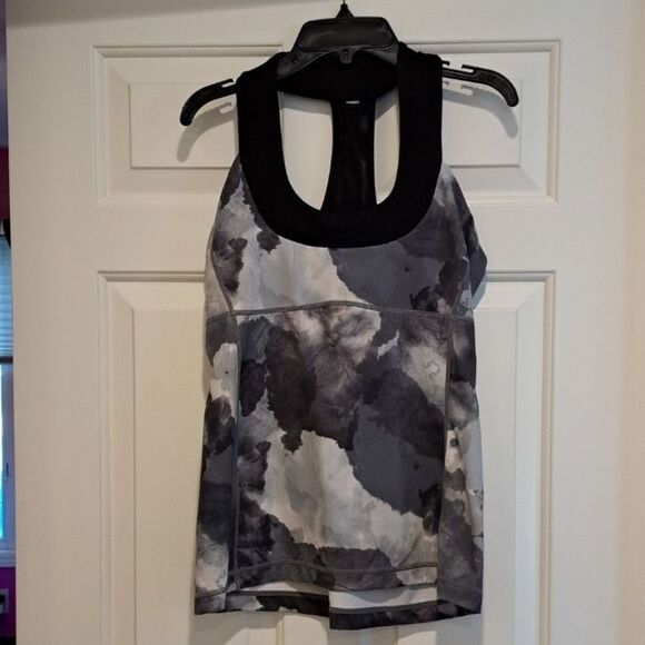Lululemon Tank T-Strap Racerback Abstract Gray Black White 15" Across Sz M? - Picture 1 of 10
